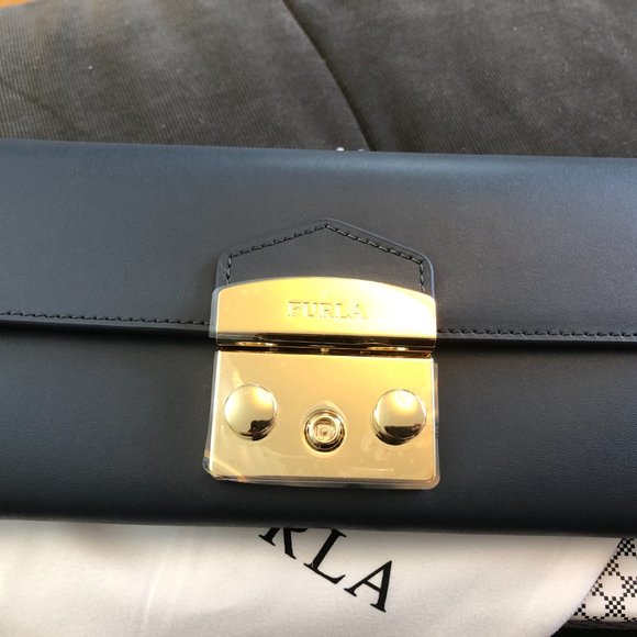 *NEW* Furla Metropolis Extra Large Leather Wallet - Picture 1 of 16